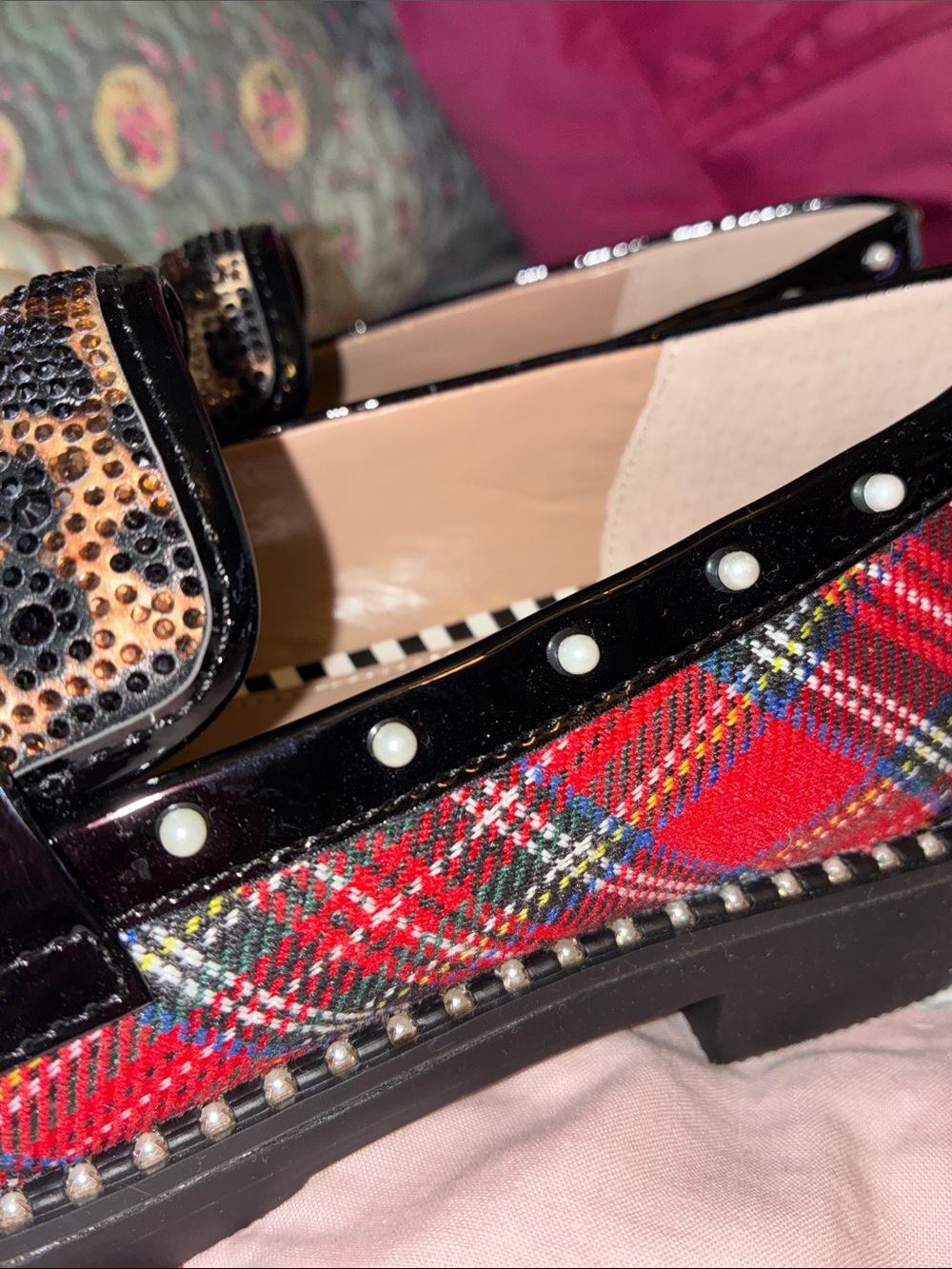 NEW Betsey Johnson Red Plaid & Leopard Print Pearl-Trim Loafers 8.5 - Picture 6 of 13